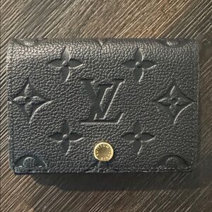 Louis Vuitton Business Card Holder - 100% Authentic- Like New